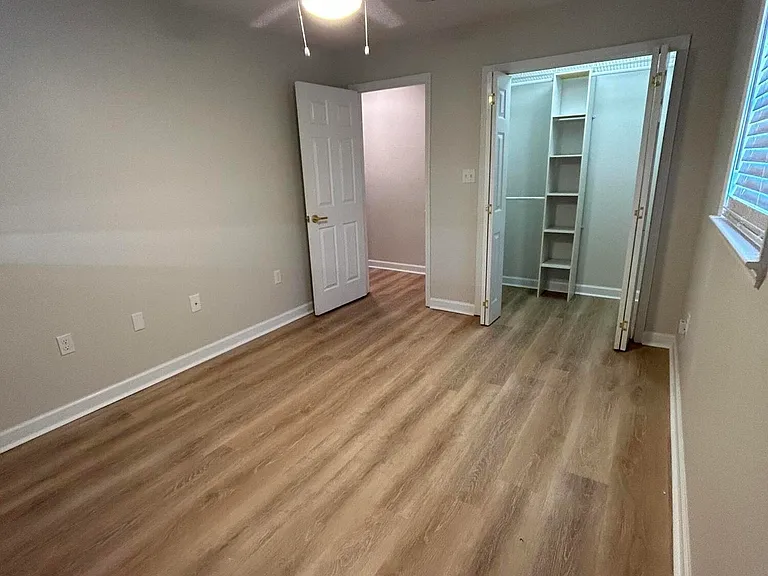141 Pine Grove Ave — Photo 7