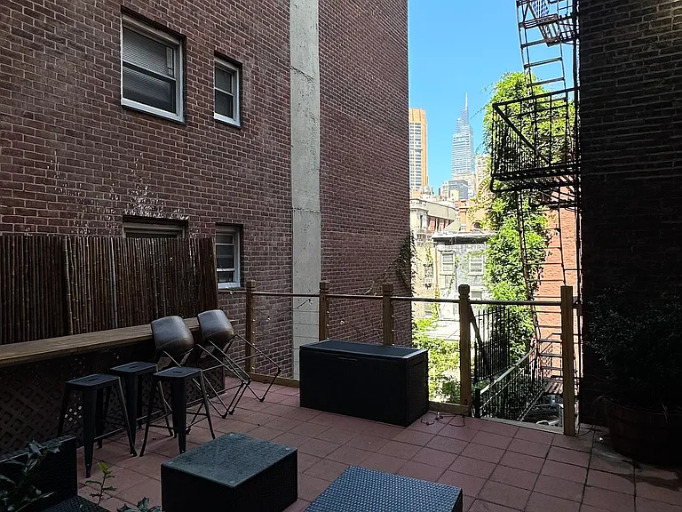 378 3rd Ave #3B — Photo 9