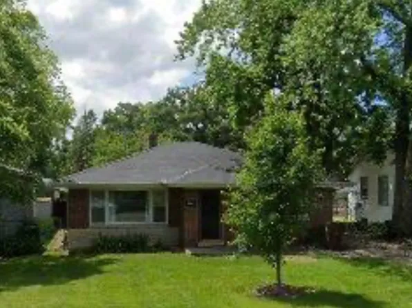 124 N State St, Glenwood, IL 60425