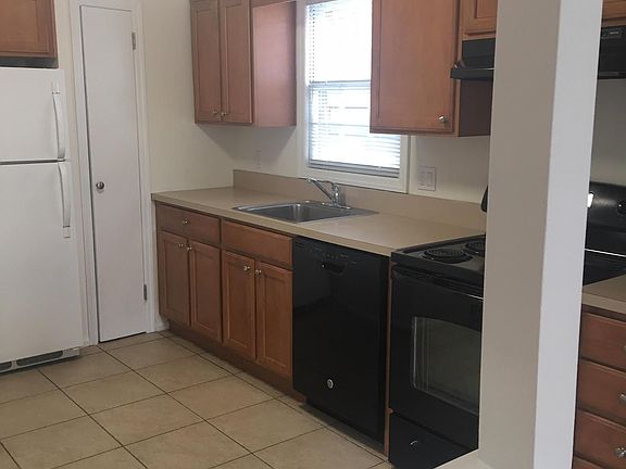 3rd image of 27 Dunes Ln #5