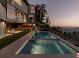 1778 Viewmont Dr, Los Angeles, CA 90069