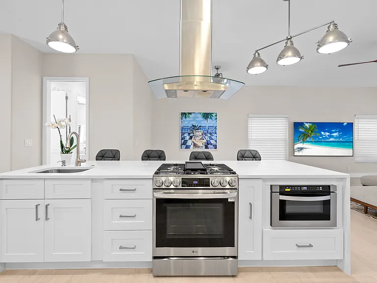 20660 Park Pl — Photo 12