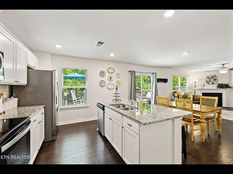 164 Jesse Baker Ln — Photo 4