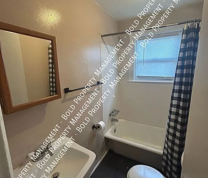 614-616 Schuylkill Ave #11 — Photo 4