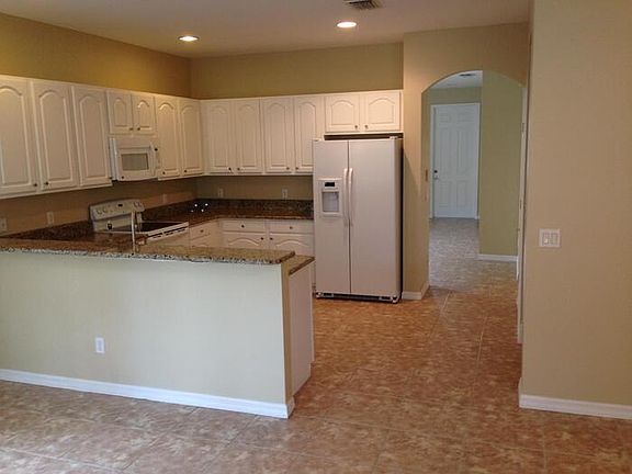 3rd image of 9705 Heatherstone River Ct Unit 6