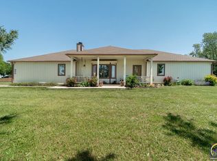 400 Cheyenne Dr, Holton, KS 66436