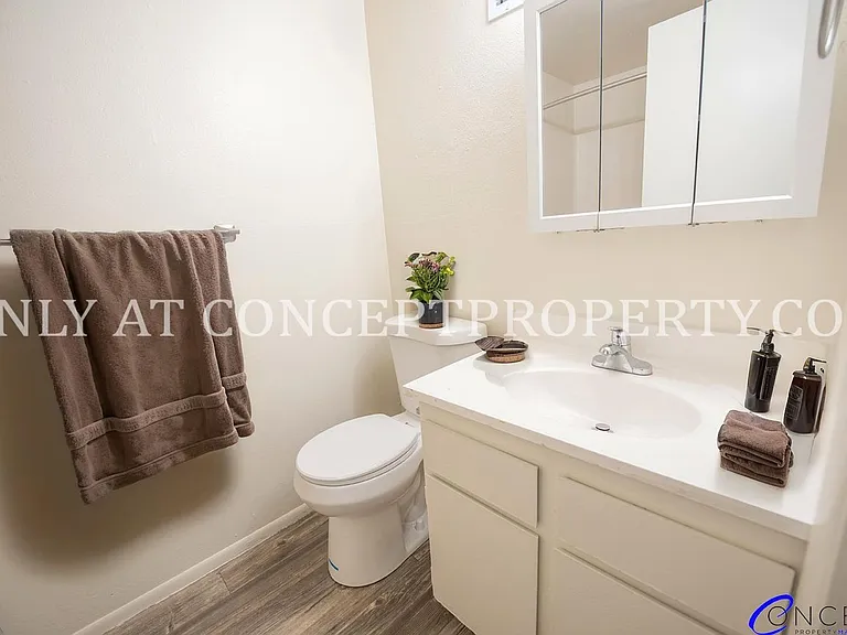 Aspen Pines — Photo 114