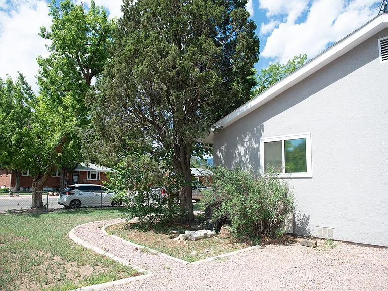 off street parking and front yard