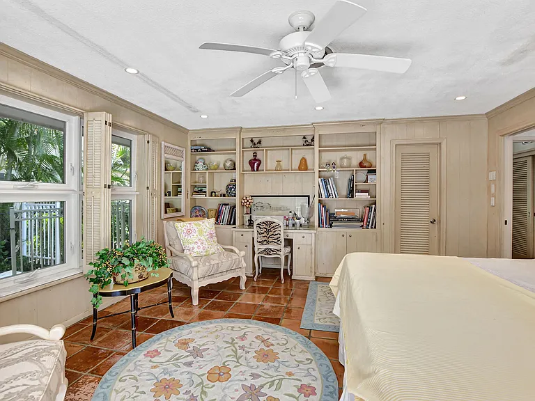1350 Spanish River Rd — Photo 35