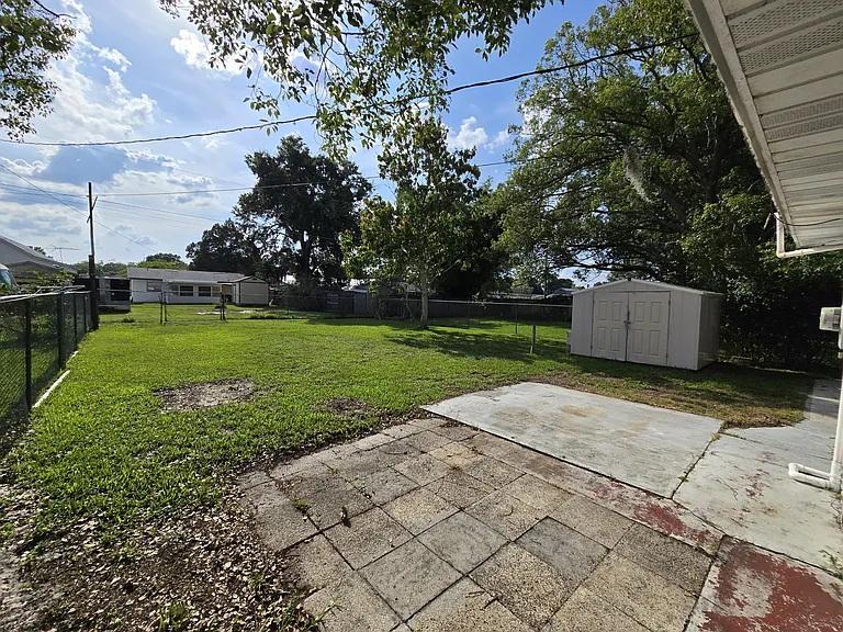 420 Indiana Ave — Photo 18