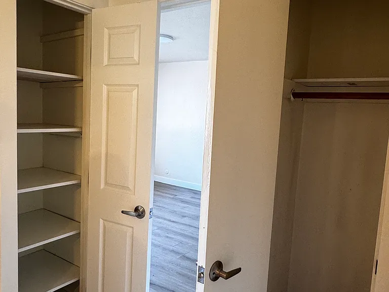 235 Arana Dr #D — Photo 11