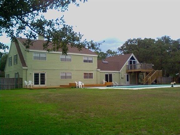 Back 401 East LN