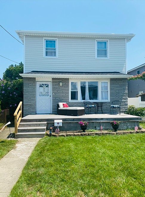 1st image of 311 N Dover Ave