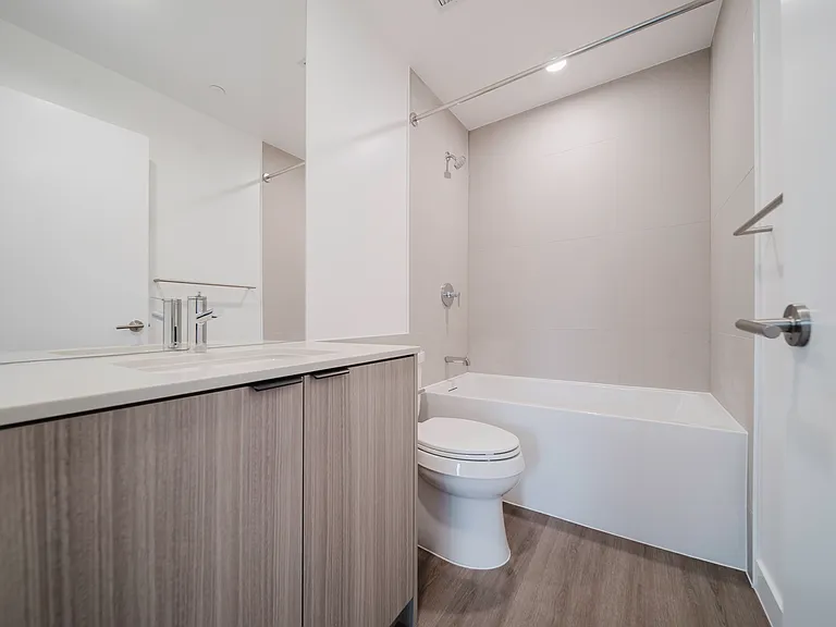 633 Gardena Dr — Photo 37