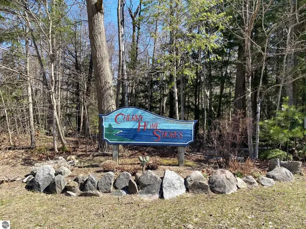 14643 N Forest Beach Shores Rd Lot 266, Northport, MI 49670