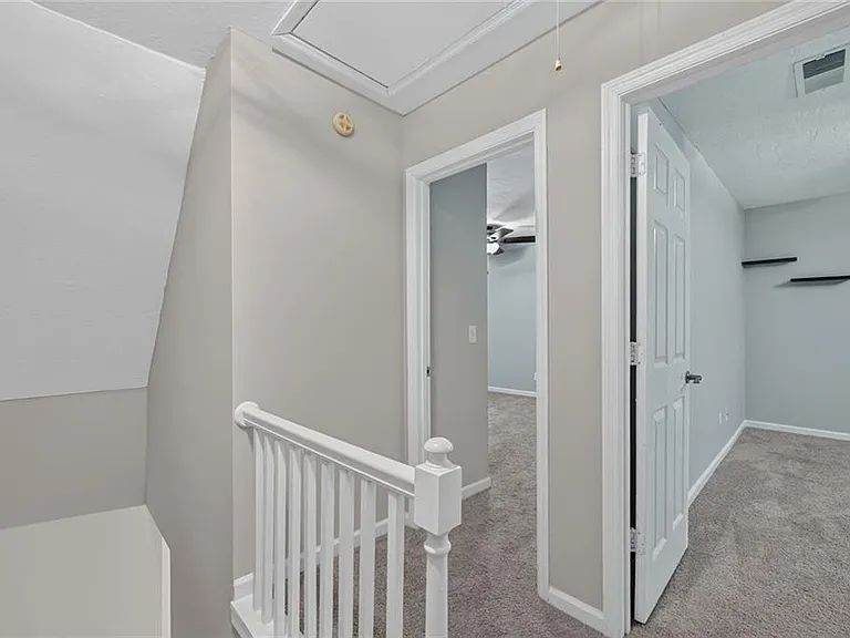 226 High Creek Dr — Photo 18