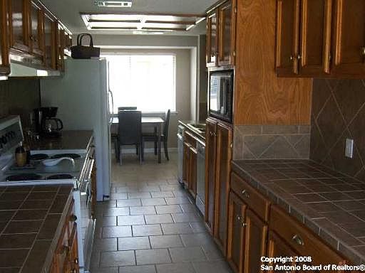 4th image of 4143 BRIARGLEN DR
