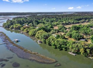 6195 Ranch Rd, Wadmalaw Island, SC 29487