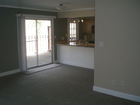 2nd image of 312 Westwood Dr