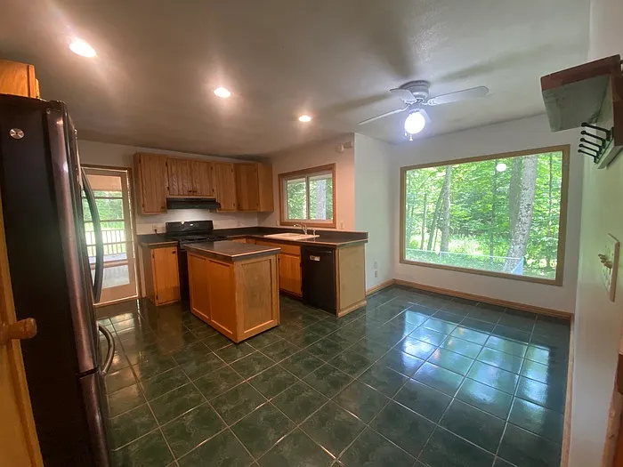 30862 Pinewood Dr — Photo 9