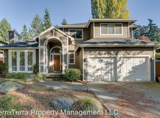 9620 110th Ave NE, Kirkland, WA 98033