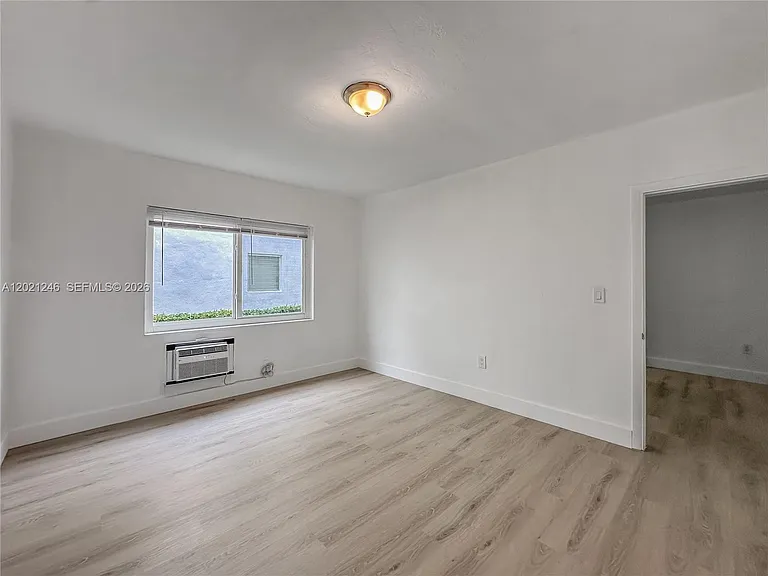 955 Bay Dr #2 — Photo 15