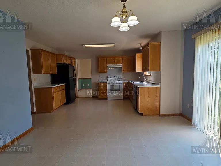 5208 Duvall St NW — Photo 9