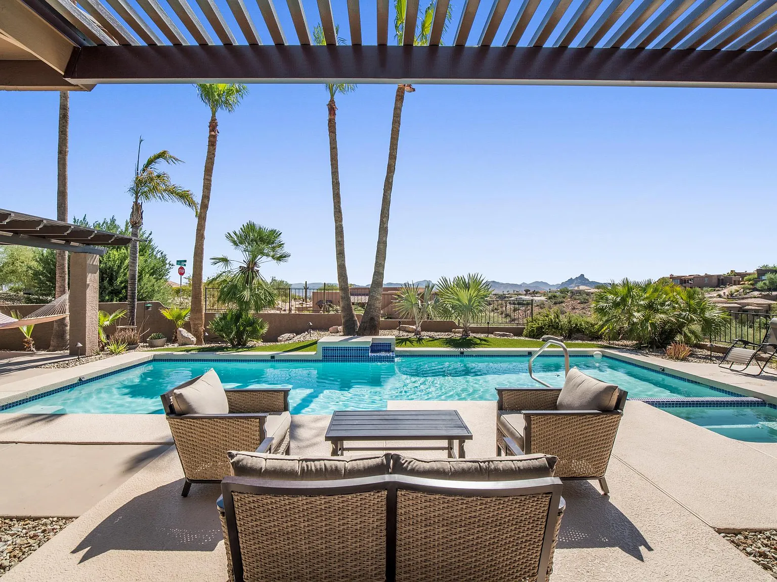 15709 E Greystone Dr — Photo 2