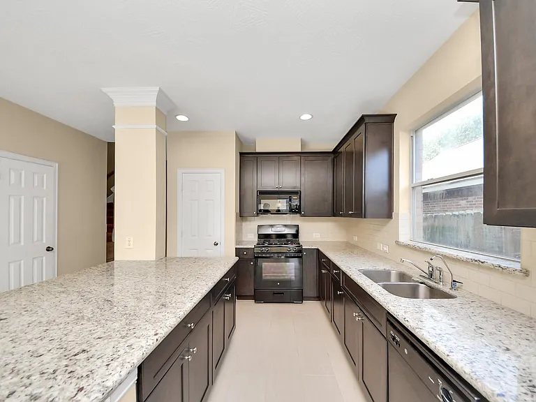 7030 Cornflower Ln — Photo 20