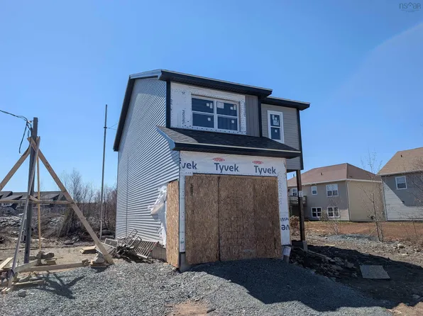 11 Alabaster Way, Halifax, NS B3P 0E7