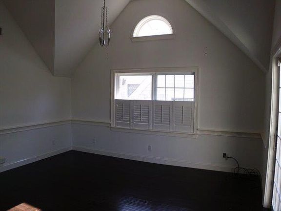 Additional Living Room
