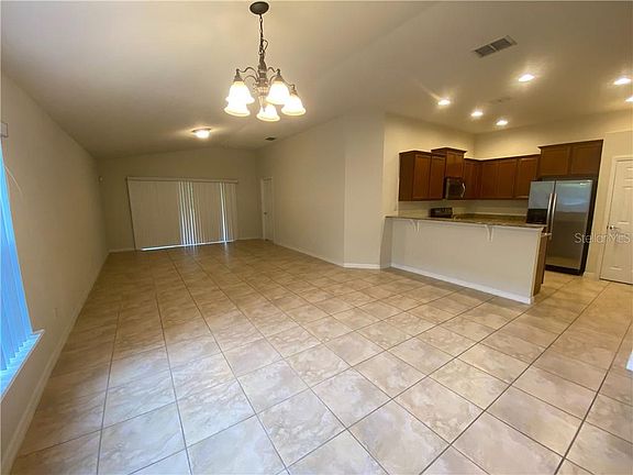 3rd image of 11924 Fiore Dr
