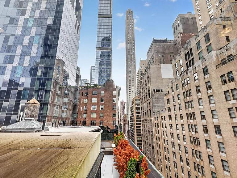 150 W 58th St #11B — Photo 10