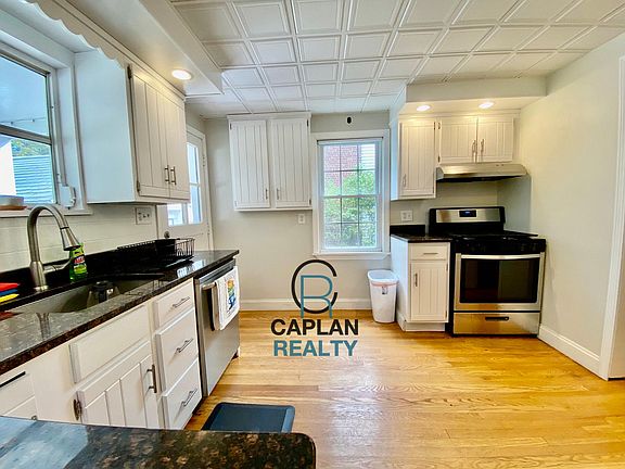 3rd image of 605 Fountain St #1A