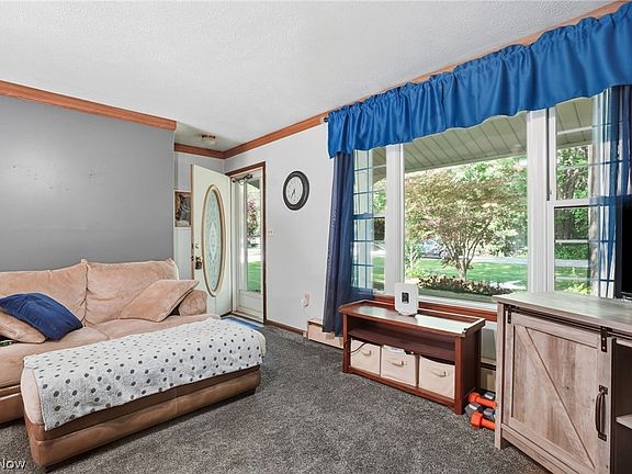 4th image of 6869 Arlene Dr