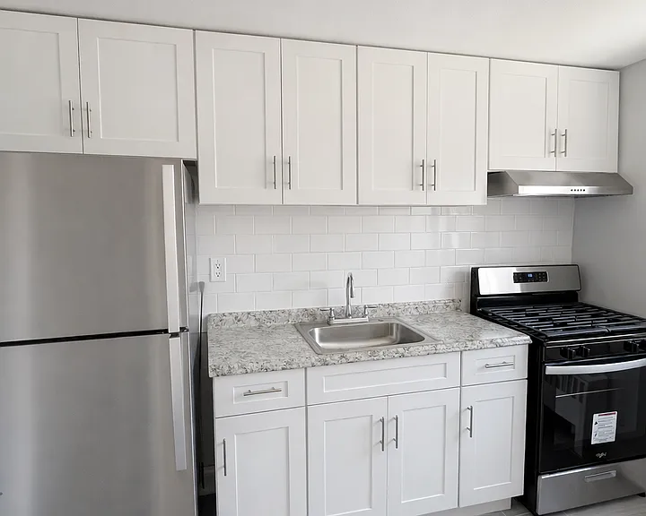 Blair Beacon Apartment Homes — Photo 17