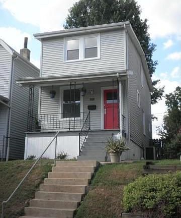 CLIFTON HEIGHTS HOUSE