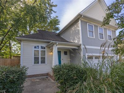 3718 Minster Ct, Cleveland, OH, 44105