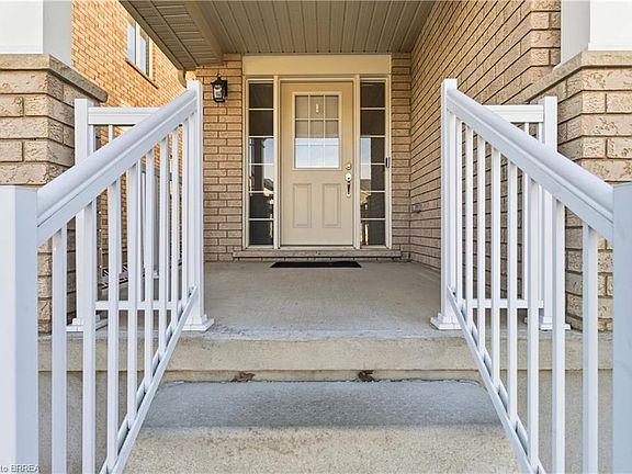 4th image of 13 Crawford Pl