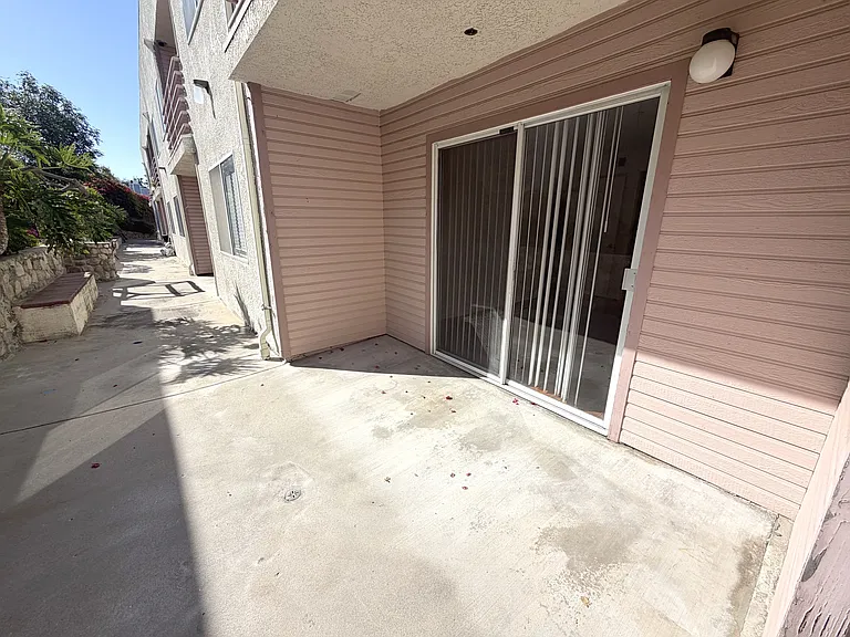 3119 Foothill Blvd #1 — Photo 24