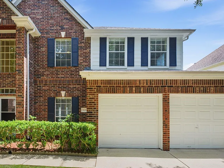 3126 Waters View Dr — Photo 5