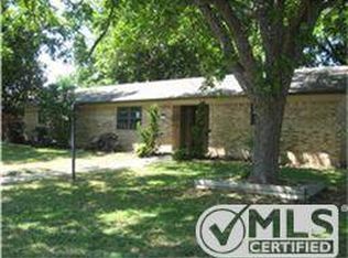 2305 10th St, Brownwood, TX 76801