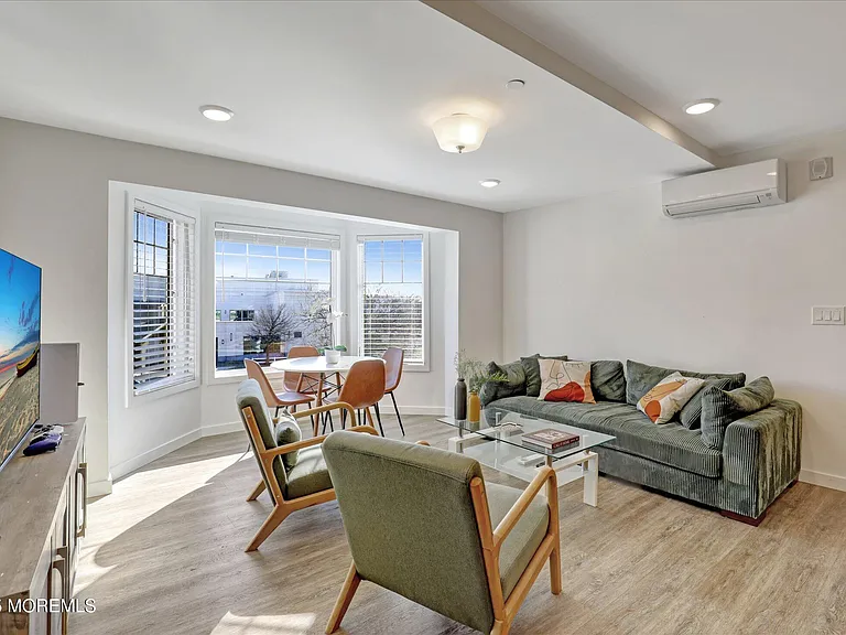 55 Brighton Ave #1 — Photo 13