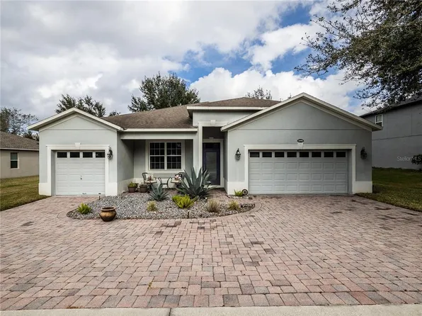 1098 Harmony Ln, Clermont, FL 34711