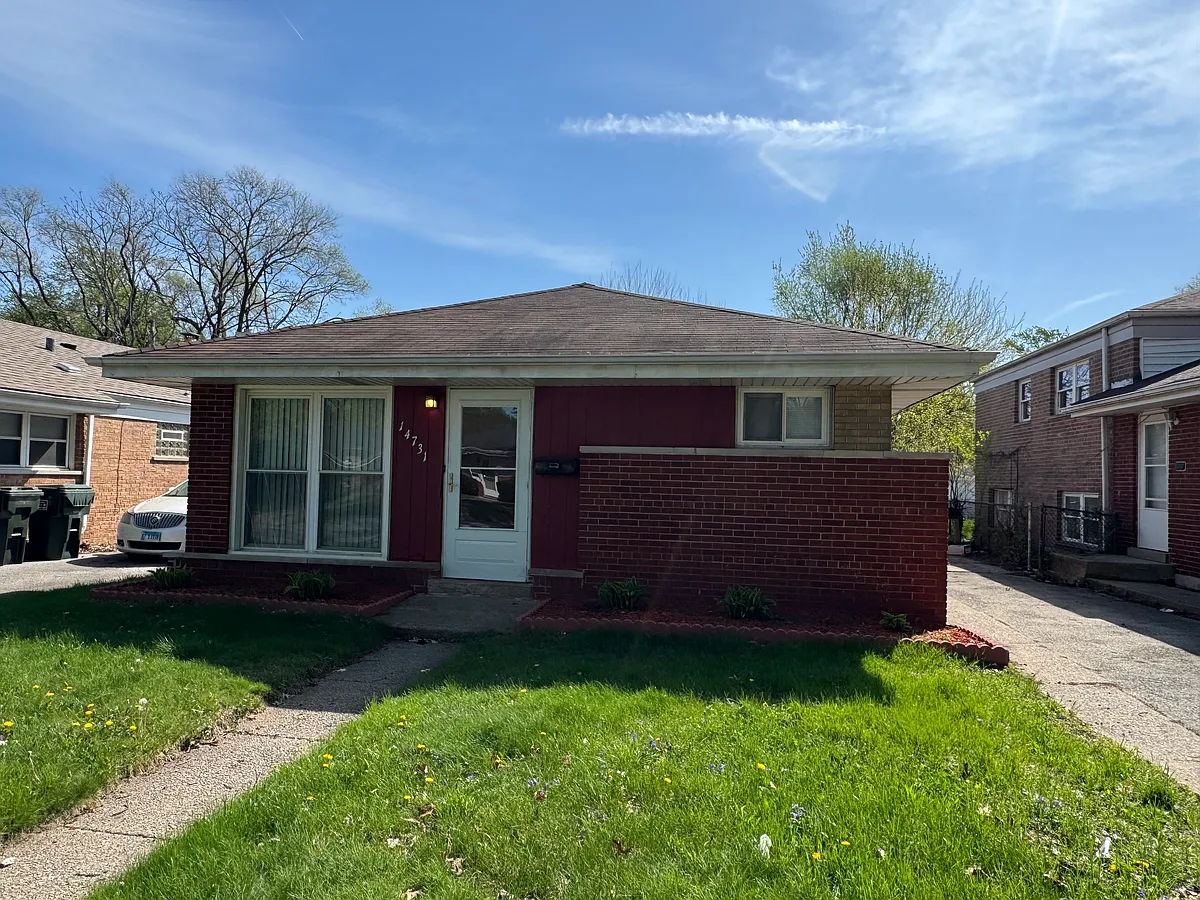 Building Photo - 14731 Kimbark Ave