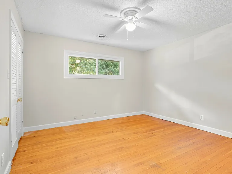 4850 Ellen Ave — Photo 18