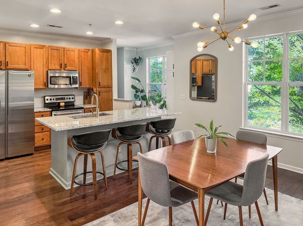 1604 Walnut View Dr