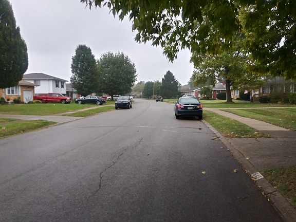 4th image of 638 Schwartz Dr