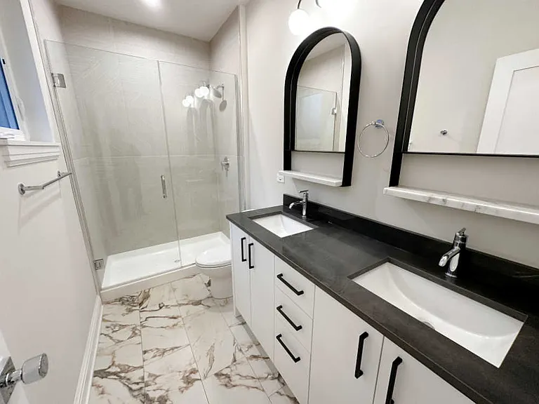 4315 S Indiana Ave #3 — Photo 10