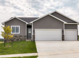 716 W Wright Rd, Norwalk, IA 50211